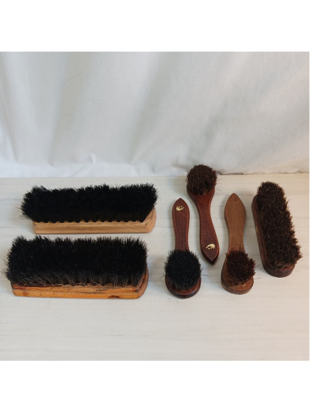 Lot Of 6 Vintage Shoe Shine Brushes Wooden Handle Horsehair, Kiwi Paddle